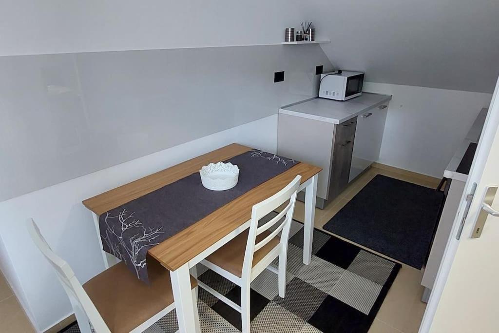 Jo-Ma Apartma - Free Parking Λιουμπλιάνα Εξωτερικό φωτογραφία